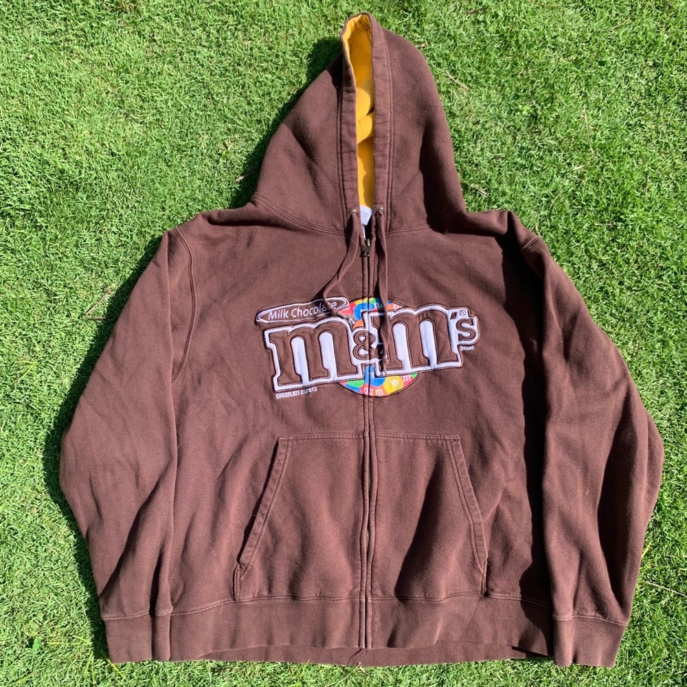 Vintage authentic m&m sweater🔥🔥